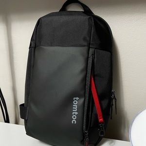 Tomtoc EDC Sling (7L)